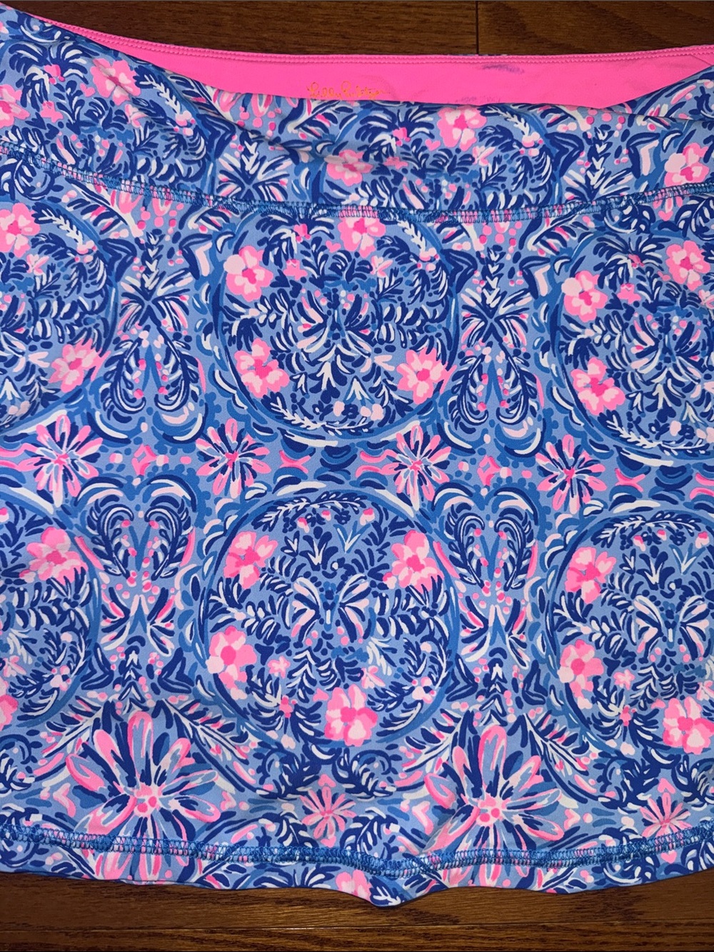 XL Lilly Pulitzer Luxletic Aila Skort Takin' It Easy print - Picture 2 of 8
